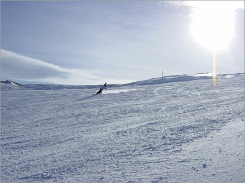 free, wide slopes, perfect snow, sunshine - enjoy!