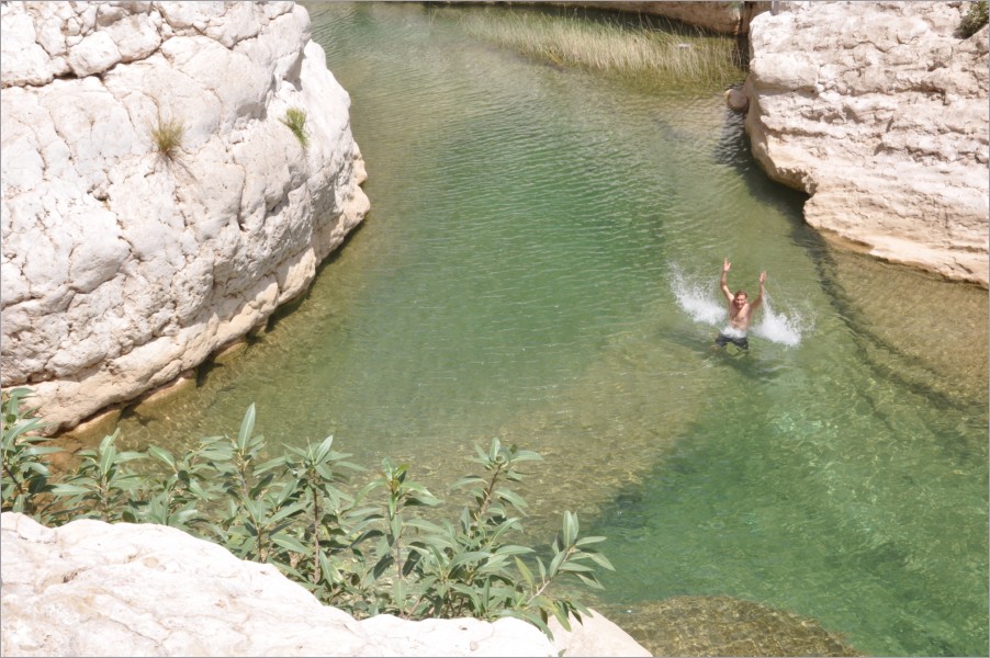 we swam to the crazy beautiful but scary cavern at the end of the wadi... unfortunatley we had no camera for underwater....