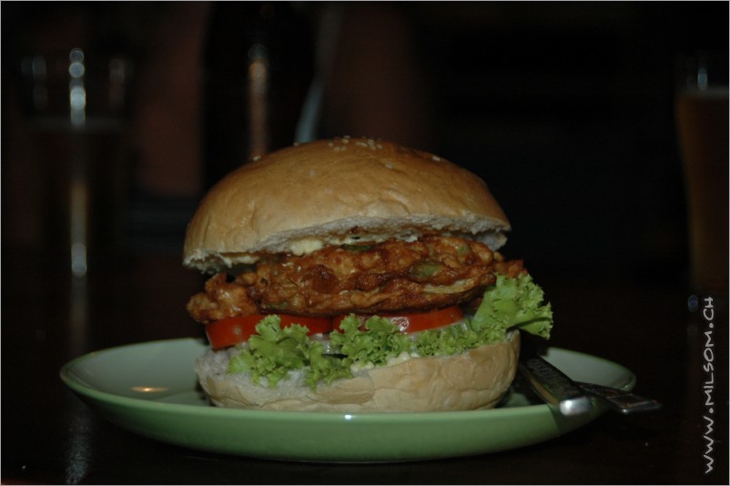 the famous no name vegetable burger - what a feast!